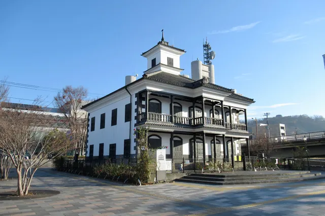 Fujimura Memorial Hall