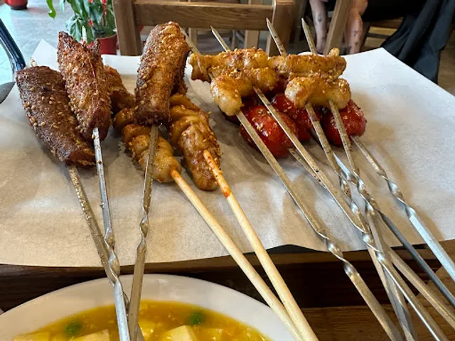 Miss Qu Barbecue & Restaurant 曲小姐江湖菜烧烤酒馆