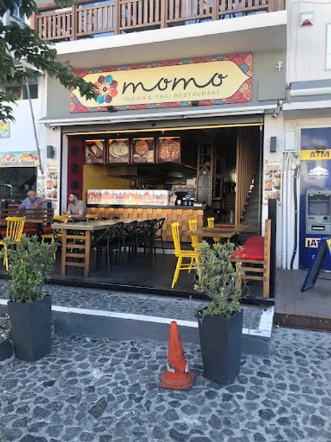 Momo Indian & Thai Resturant