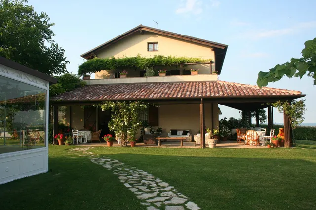 Casa Tentoni - Guest House