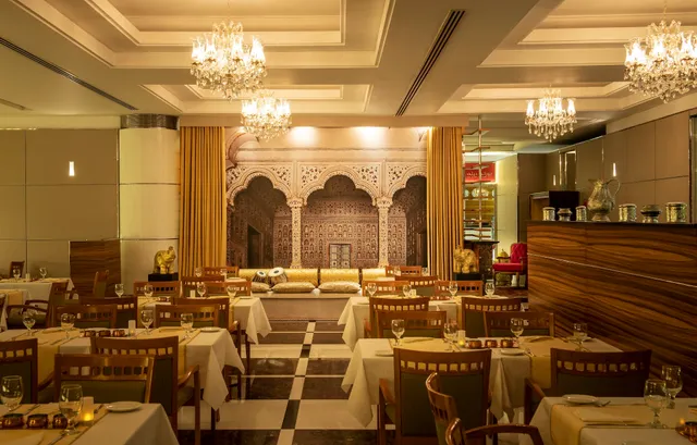 Purani Dilli Restaurant