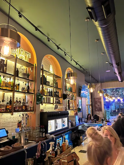 Frankie’s Sips & Savories