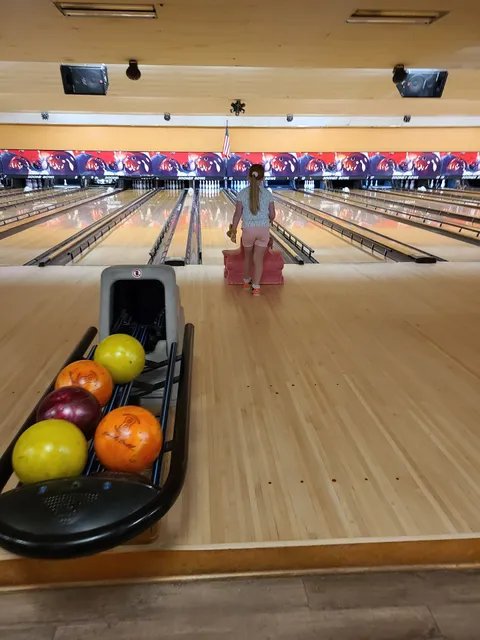 Norman Bowling Center Property