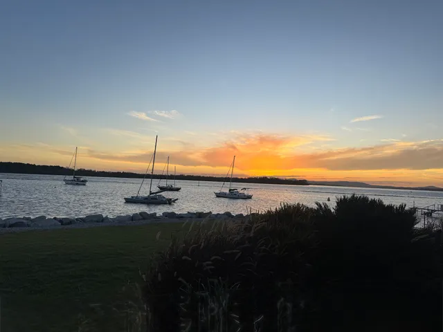 Riverview APARTMENTS