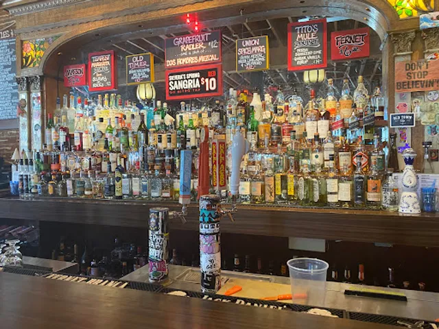 Tempest Bar & Box Kitchen