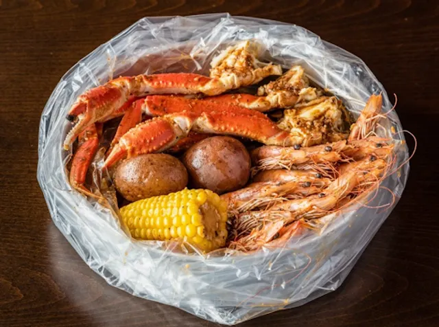 Shaking Seafood (Roslindale)