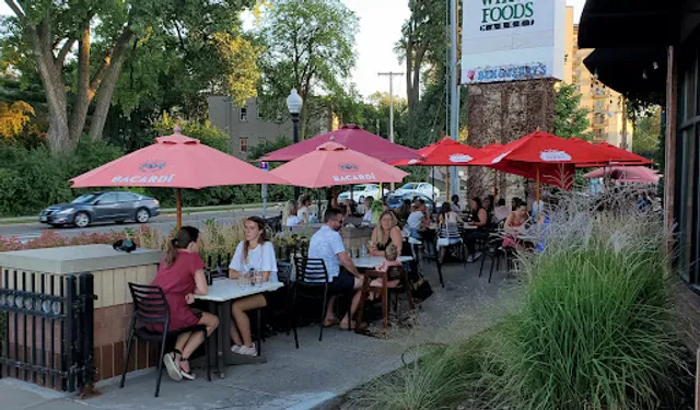 Wakame Sushi & Asian Bistro