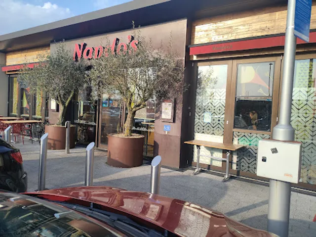 Nando's Oldham - Elk Mill