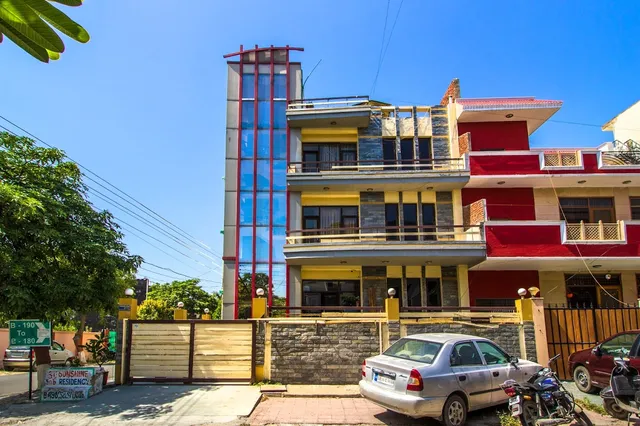 Sunshine Residency (B&B)