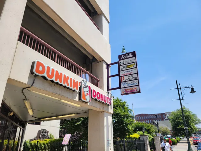 Dunkin'
