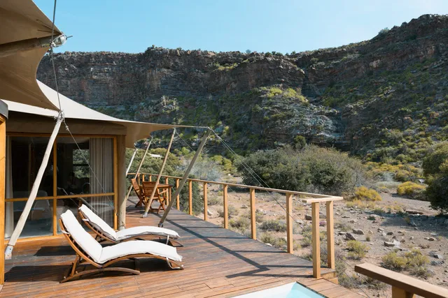 Dwyka Tented Lodge (Sanbona Wildlife Reserve)