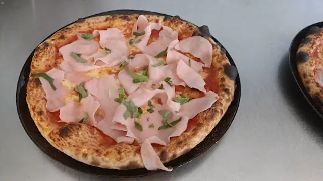La Cave à Pizza