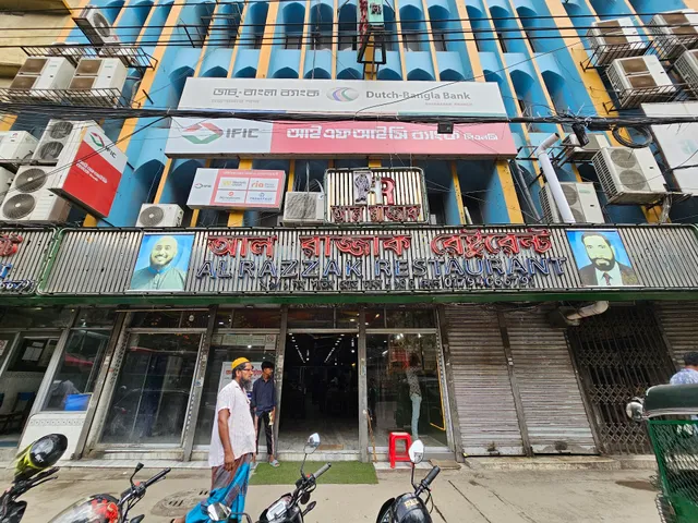 Al Razzak Restaurant ~ Bangshal