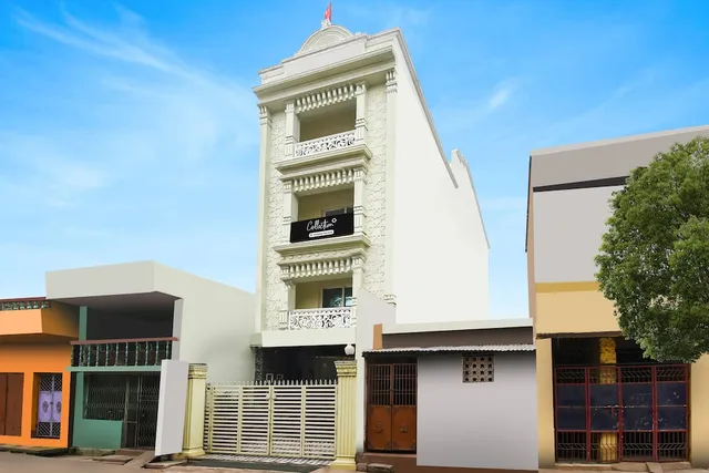 Super Collection O Paschim Dwar Near Jagannatha Temple formerly Subhadarshan