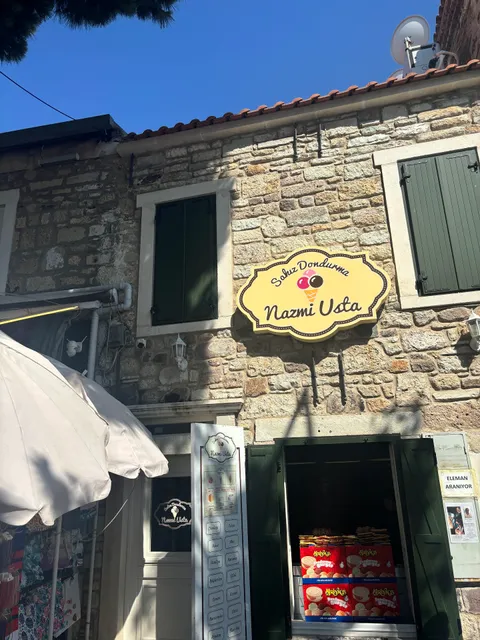 Nazmi Usta Sakız Dondurma (Merkez)
