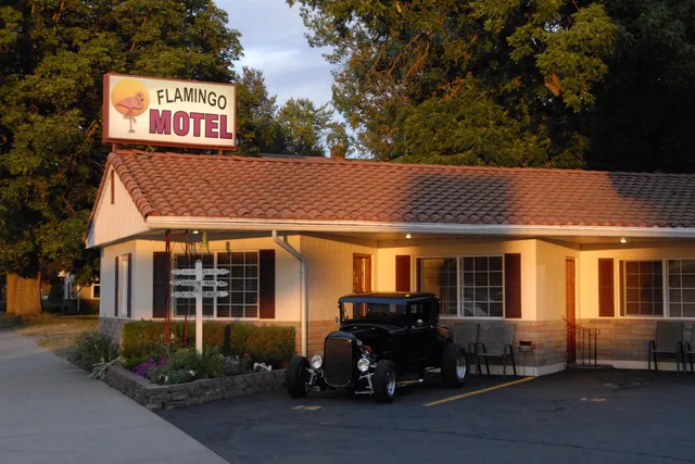 Flamingo Motel