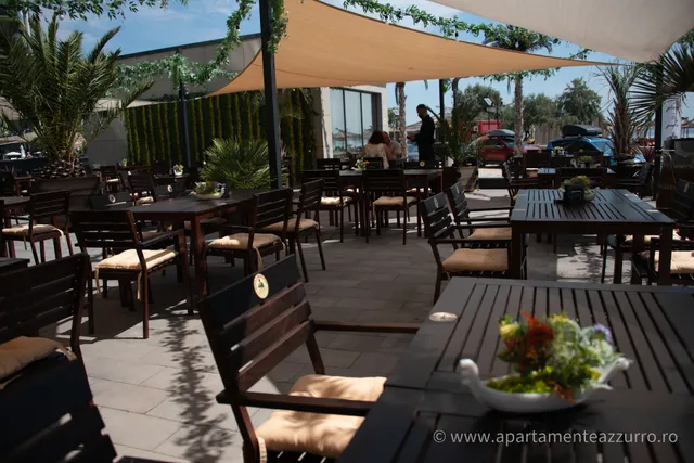 Cazare Apartamente Azzurro on the Beach - Apartamente 2 camere de inchiriat Mamaia Nord, Navodari, la malul marii