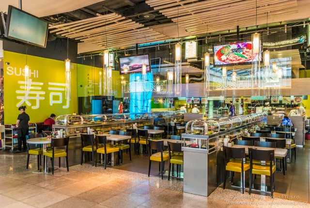 MakaKiko Running Sushi