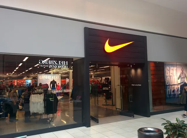 Nike Factory Store - Rosemont