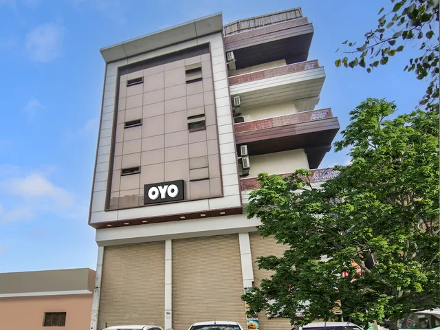 Hotel O Shoolin Residency