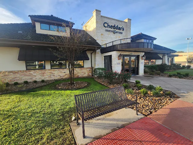 Cheddar's Scratch Kitchen