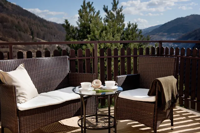 Słoneczne Wzgórze ***