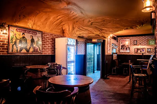 Backstage Rock Alcalá Bar-Restaurante