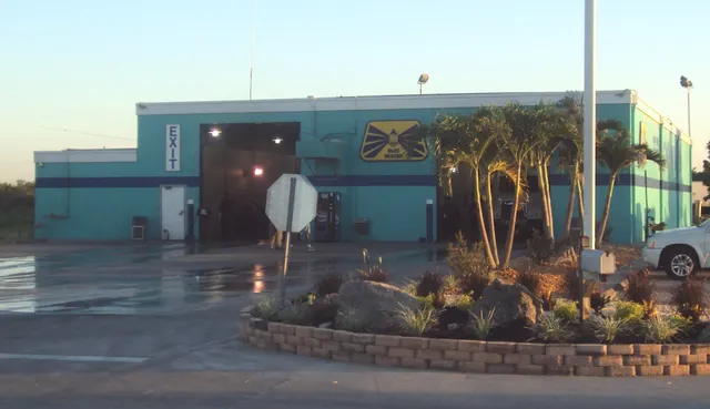 Blue Beacon Truck Wash of Fort Pierce, FL