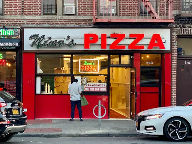 Nino's Pizza