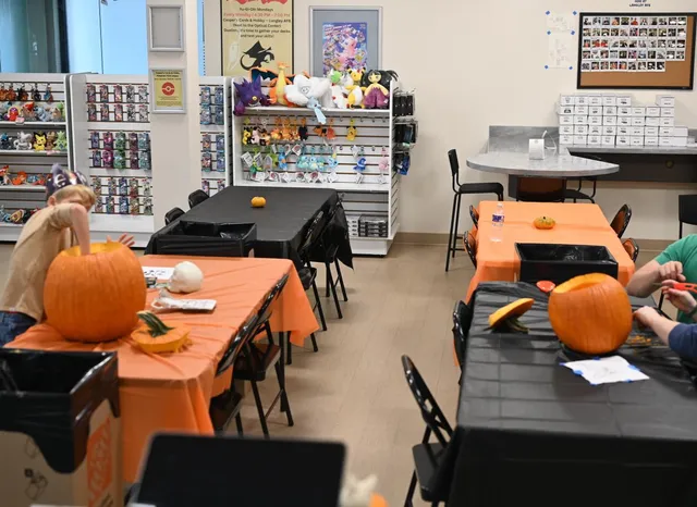 Casper's Cards & Hobby