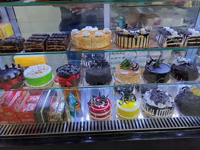 Trupti Bakery & Snacks (JODHPUR WADA)