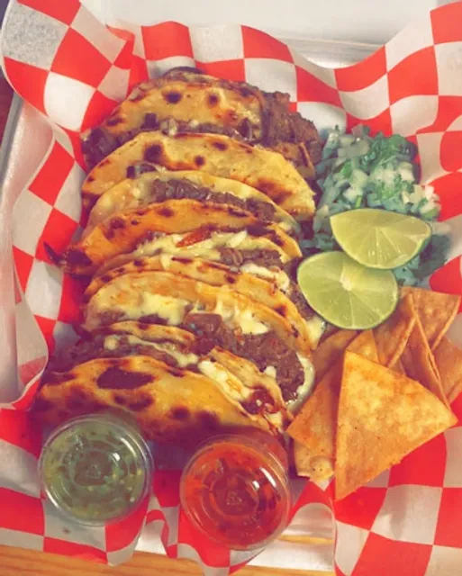 Vaquero Taquero Mucho