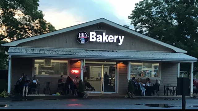 Jill's Cakes & Bakes