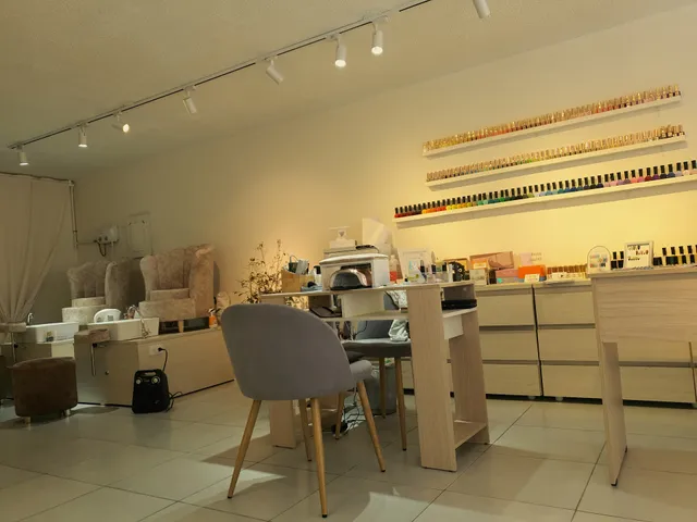 Gel Ipoo Nail Studio