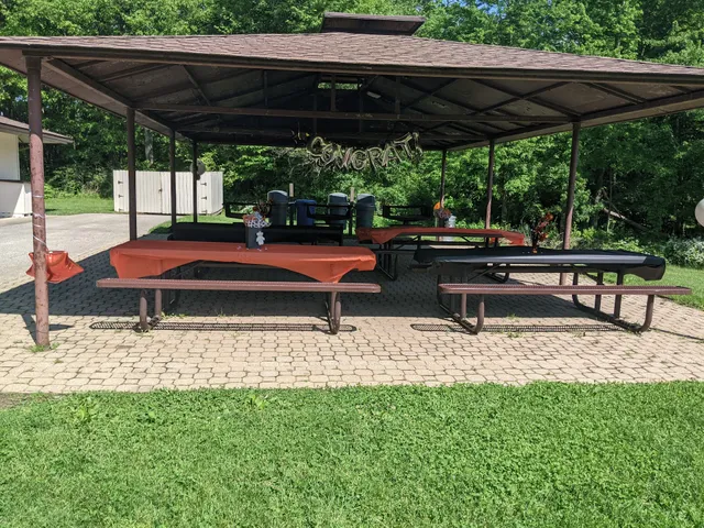 Albion Woods Picnic Area