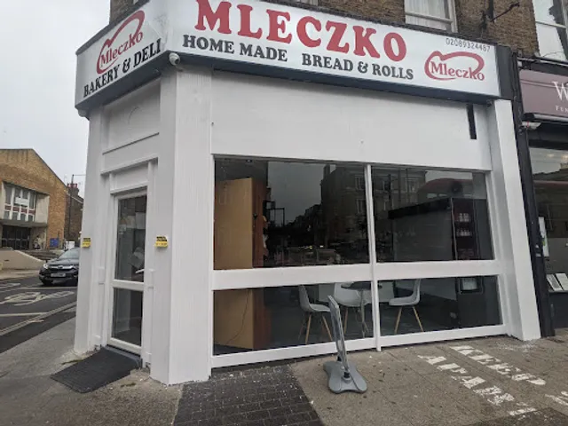 Mleczko Bakery & Deli