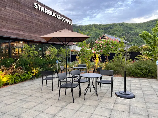 Starbucks Coffee - Chikuma