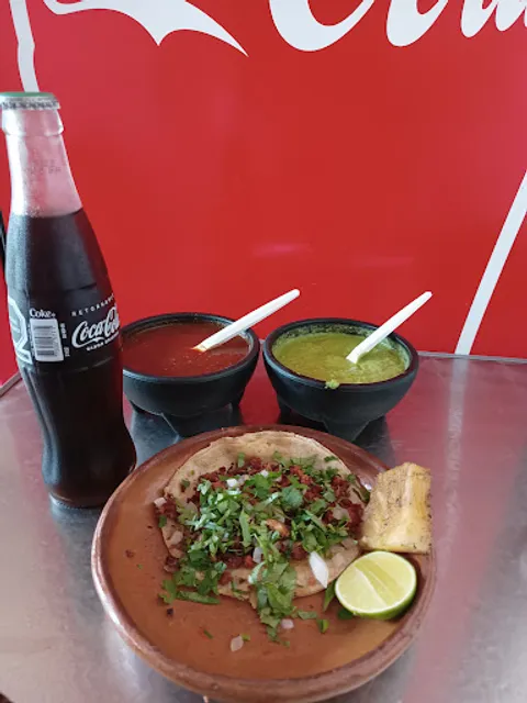 Taquería "El Saucito"