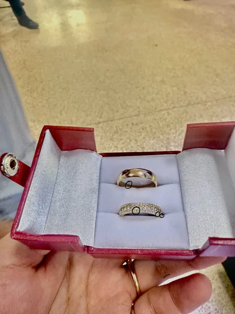 Manns Wholesale Jewelry