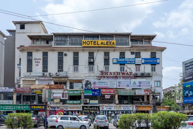 Hotel Alexa - Satellite Prahladnagar,Ahmedabad