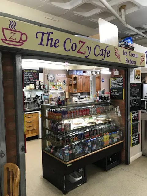 The CoZy Cafe