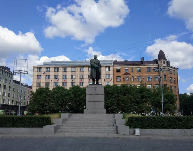 Lenin monument