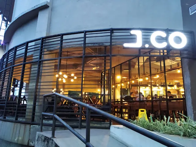 JCO DONUTS&COFFEE Pondok Kelapa Town Square