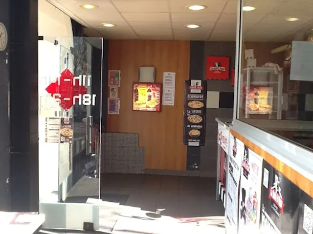 LA BOÎTE A PIZZA Montluçon