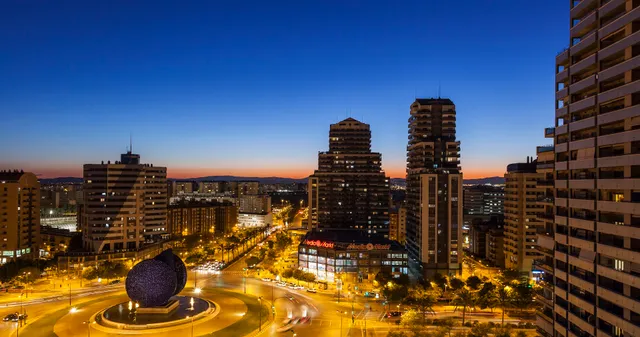 Hotel ILUNION Valencia 3