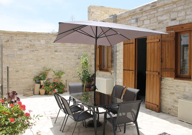 BLUE ARCHES AGROTOURISM