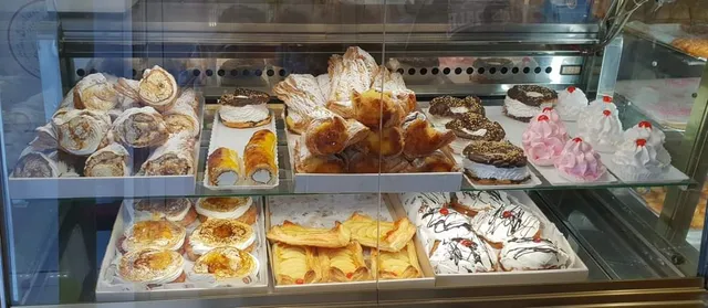 Panaderia Y Cafeteria - Mi Abuela Fina