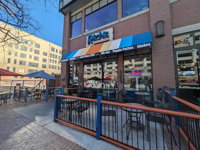 Rich's Burgers-N-Grub