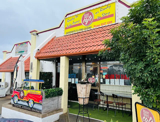 Ready Eddies Cafe