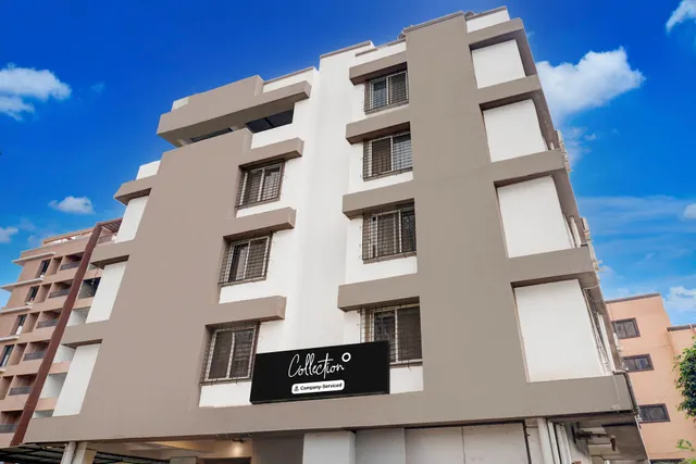 Super Collection O Mundhwa Chowk Formerly Opal Suites